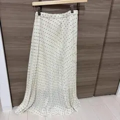 ローリーズファーム　アイボリー ドット柄 フレアスカート