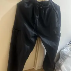 黒 ウエストゴム カジュアルパンツ