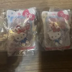 ハローキティ アクリルキーホルダー 2個セット　サンリオ