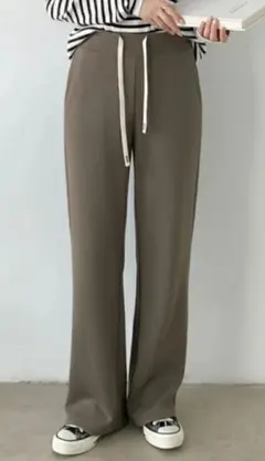 【新品タグ付き】by LEGNA モカブラウン カジュアルパンツ　裏起毛