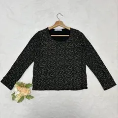 ［shuca］長袖カットソー（L）ラウンドネック　花柄　黒のサムネイル