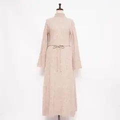 ロペピクニック ベルト付Aラインニットワンピース ベージュ サイズ38*JD48