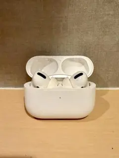 右耳 Apple AirPods Pro 第3世代 正規品 片耳1349 右耳 Apple AirPods Pro 第3世代 正規品 片耳1349 - メルカリ