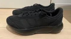 adidas LIGHTSHIFT スニーカーのサムネイル