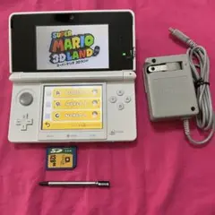 ニンテンドー3DS 本体　充電器　SDカードセット付き　アイスホワイト！