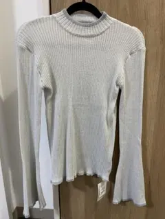 【新品タグ付き】GORGE ラメリブ編みフレアスリーブニット