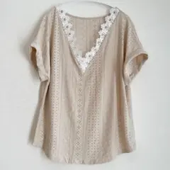 美品✨SHEIN 【L】レース装飾 Vネック 半袖Tシャツ