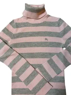 【バーバリーブルーレーベル】ピンク・グレー ストライプ タートルネックセーター