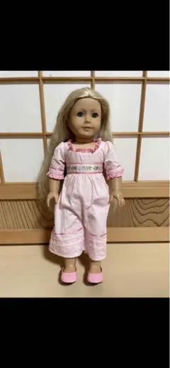 AMERICAN GIRL CAROLINE DOLL
