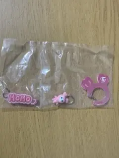 TWICE LOVELYS アクリルカラビナフロッキーマスコット　モモ