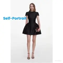 ❇️Selfportrait26春新セルフポートレートブラックミニワンピースのサムネイル