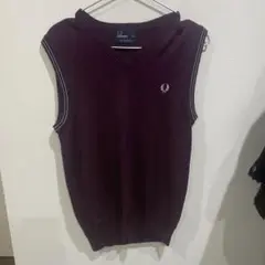 FRED PERRY ニット ベスト ワンポイント ロゴ パープル S