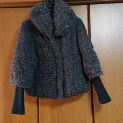 グレーな上品ブルゾンのサムネイル