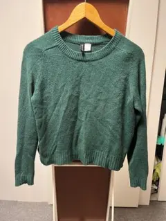 グリーンの長袖ニットセーター Sサイズ