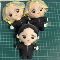 東京リベンジャーズ　灰谷兄弟　灰谷竜胆　灰谷蘭　ぬいぐるみマスコット　原画展