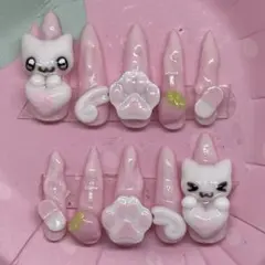 現品いちご×ミルクネイルチップ② 地雷系 量産型 姫系 ハンドメイド