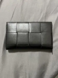 （今だけ価格）ボッテガヴェネタ　カセット ジップ アラウンド ウォレット