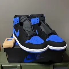 新品未使用ナイキ エアジョーダン1 レトロ ハイ OG ロイヤル リイマジンド