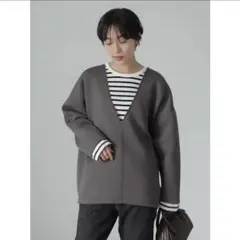 【AMERICAN HOLIC】　Vネックポンチコクーンカットプルオーバー　灰色