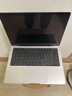 充放電回数13回のみ!MacBook Pro M3 18GB/1TB 充放電回数13回のみ!MacBook Pro M3 Pro 18GB / 1TB - メルカリ