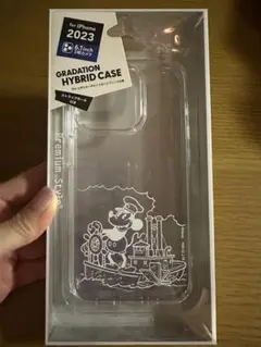 PGAミッキーマウス グラデーションハイブリッドケース　iPhone15pro用