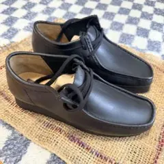 Clarks Originals ワラビー ブラック クラークス 11826のサムネイル