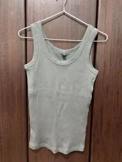 【UNIQLO】リブ編みタンクトップ