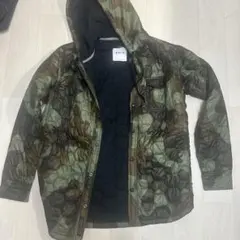 BURTON ジャケット　迷彩　　Mサイズ相当