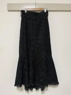 ブラックツイードマーメイドスカート　裾フリンジ