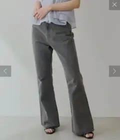Chico ブーツカットデニム グレーのサムネイル