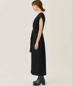 LE PHIL 2024 ポリエステルツイルジャンパースカート ブラック - メルカリ