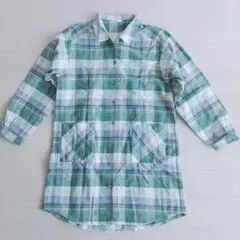 BeBe 女の子150 チェック柄 シャツワンピース 　上着にも使える