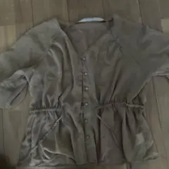 ベージュ 五分袖 シャツ