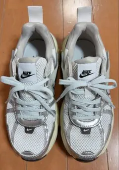 NIKE ナイキ V2K RUN 22.5cm FD0736 箱なし