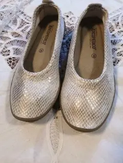 Item thumbnail for item 9a947eba-92dd-4c1f-9267-24c66ee802a5