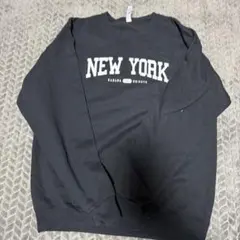 NEW YORKプリント 黒 クルーネック トレーナー