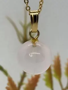 ローズクォーツ（紅水晶）/ピンク色の丸い天然石を使ったペンダントネックレス