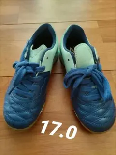 Umbro フットサルシューズ 青と水色17センチ