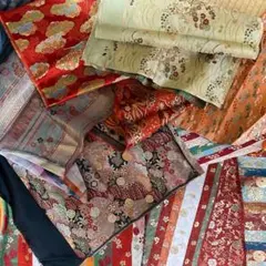 生地 はぎれセット 多様な色とデザイン　8点
