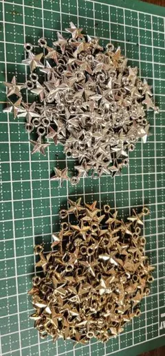 星型チャーム シルバー ゴールド 多数