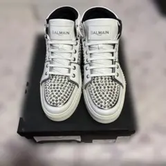 希少！！BALMAINハイカットスニーカー ホワイト かかとジップアップ 希少！！BALMAINハイカットスニーカー ホワイト かかとジップアップ