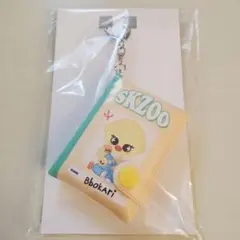 skzooポガリ　オンラインくじミニノートキーホルダー　フィリックス