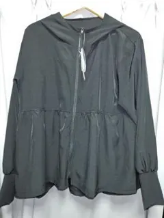 新品未使用水陸両用UVカットフード付き黒ジャケット ストレッチ素材