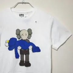【美品！】UNIQLO × KAWSコラボ UT ホワイト Tシャツ XSサイズ