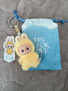 THE MONSTERS PIN FOR LOVE ラブブ イニシャル　P