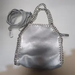 シルバー 合成皮革 ショルダーバッグ