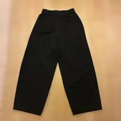 しまむらブラック タックとろみワイドパンツ Mサイズコクーンシルエット