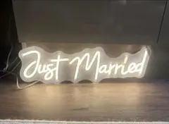 just married ネオンライト　結婚式　2次会のサムネイル
