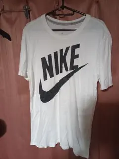 Nikeナイキ THE NIKE TEE M ホワイト 超デカロゴTシャツ