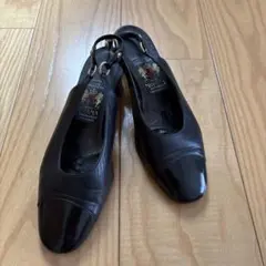 MIHAMA ミハマ バックストラップパンプス ブラックのサムネイル